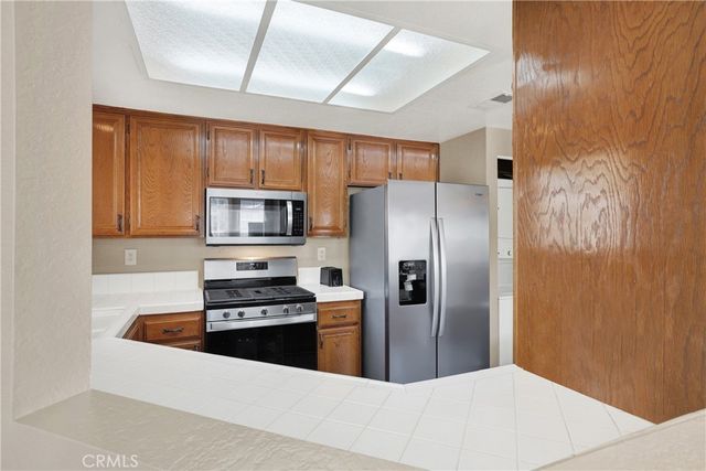 26075 Saratoga Avenue 129, Laguna Hills, CA 92653