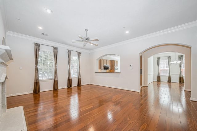 1522 Olive Park, Houston, TX 77077