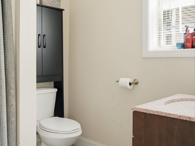 9 COUNTY Street, Seekonk, MA 02771