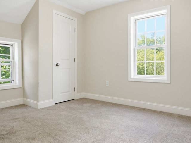 9 COUNTY Street, Seekonk, MA 02771