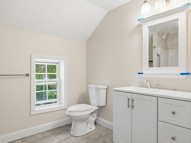 9 COUNTY Street, Seekonk, MA 02771