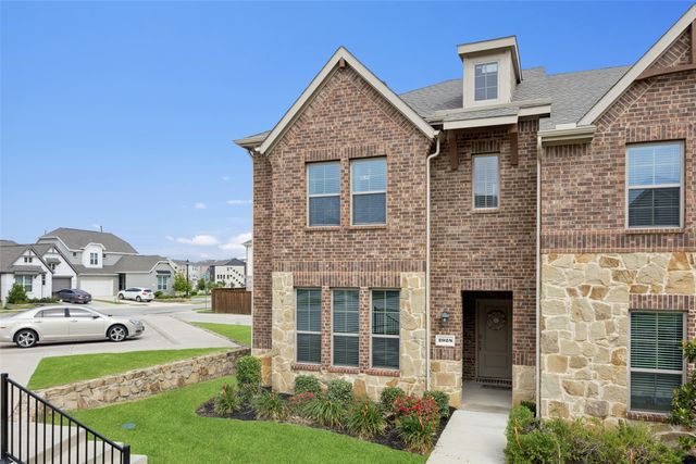 2028 Saddle Way, Mesquite, TX 75149