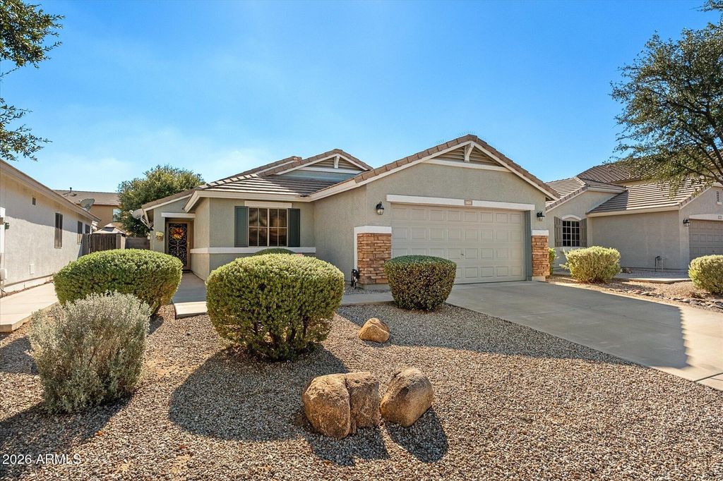 1825 W DESERT HILLS Drive, San Tan Valley, AZ 85144 — exterior