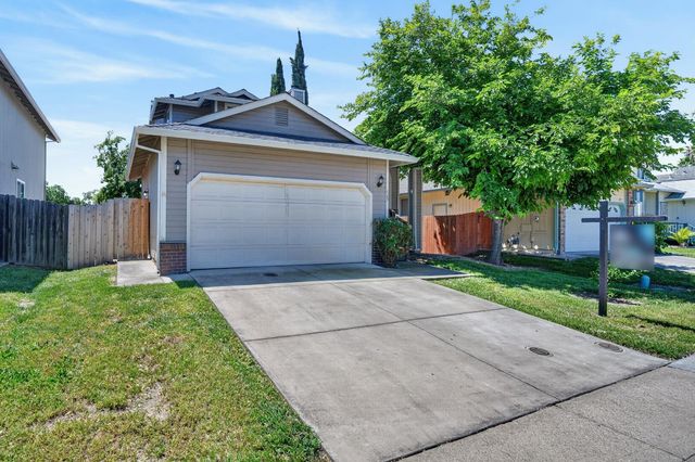 167 Creekside Cir, Sacramento, CA 95823