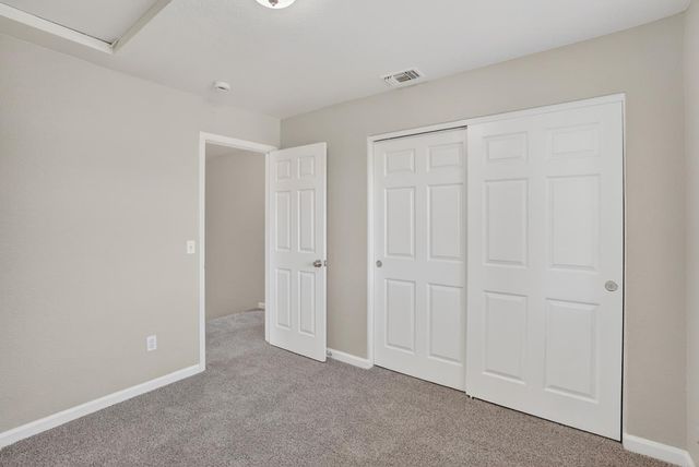 167 Creekside Cir, Sacramento, CA 95823