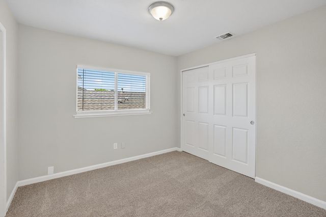 167 Creekside Cir, Sacramento, CA 95823
