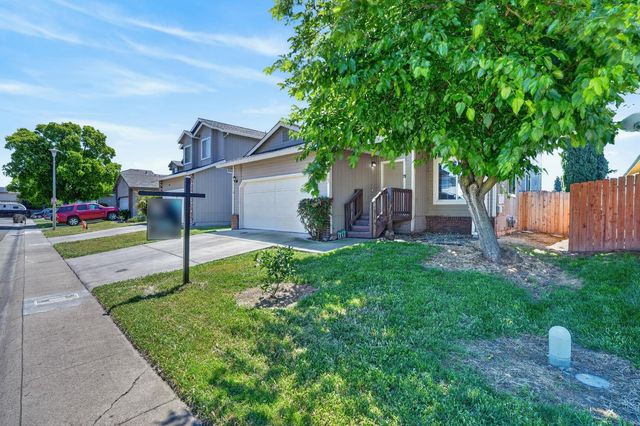 167 Creekside Cir, Sacramento, CA 95823