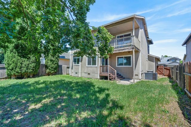 167 Creekside Cir, Sacramento, CA 95823