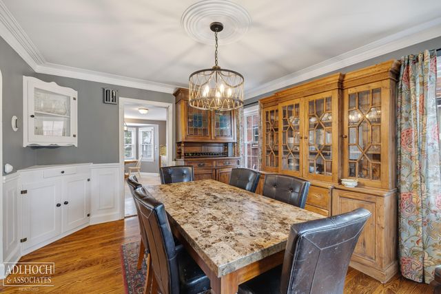 423 Moran Road, Grosse Pointe Farms, MI 48236