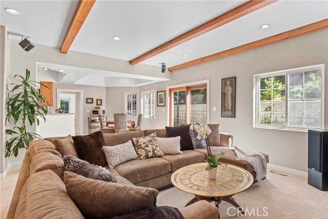 197 Massive Road, Lake Arrowhead, CA 92317