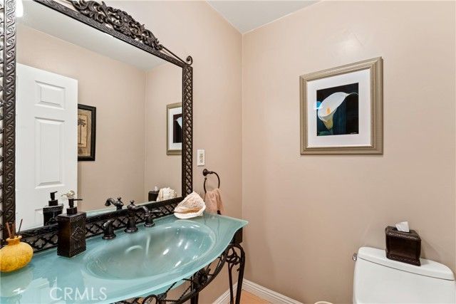 197 Massive Road, Lake Arrowhead, CA 92317