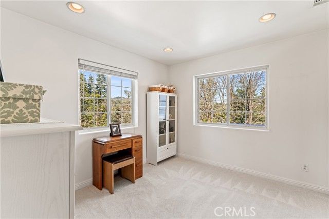 197 Massive Road, Lake Arrowhead, CA 92317