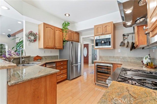 197 Massive Road, Lake Arrowhead, CA 92317