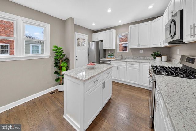 3914 18TH ST NE, Washington, DC 20018