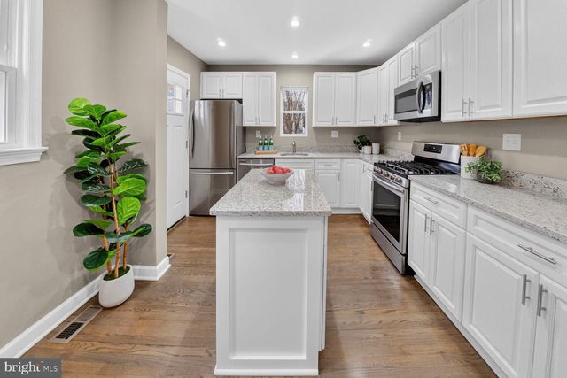 3914 18TH ST NE, Washington, DC 20018