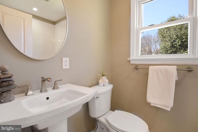 3914 18TH ST NE, Washington, DC 20018