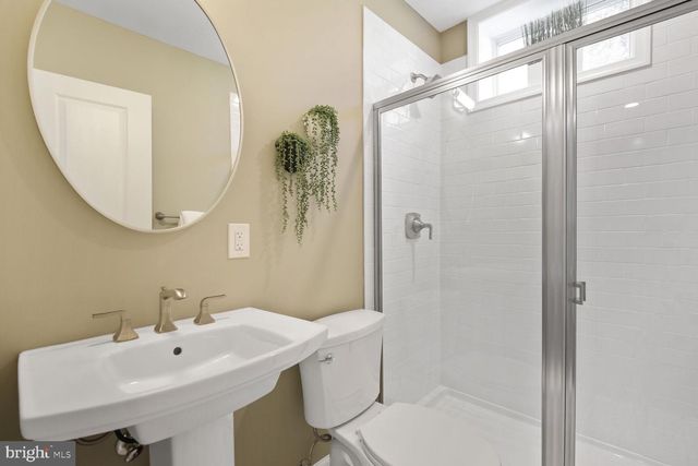 3914 18TH ST NE, Washington, DC 20018