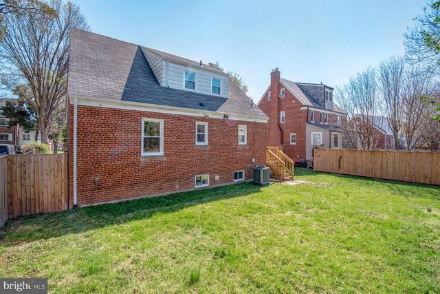 3914 18TH ST NE, Washington, DC 20018