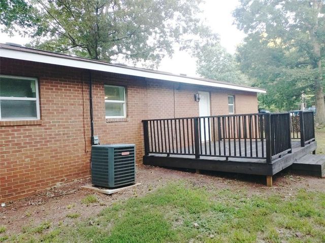 5582 Mulberry Street, Flowery Branch, GA 30542