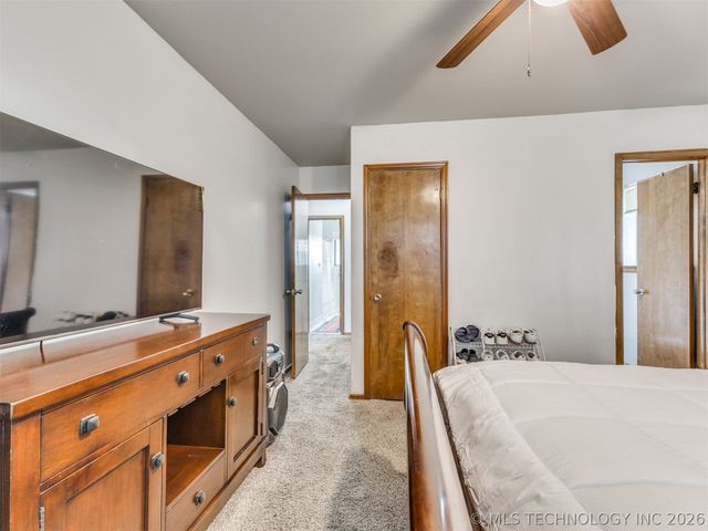4919 S 94th East Place, Tulsa, OK 74145