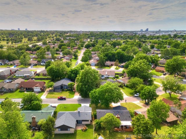 4919 S 94th East Place, Tulsa, OK 74145