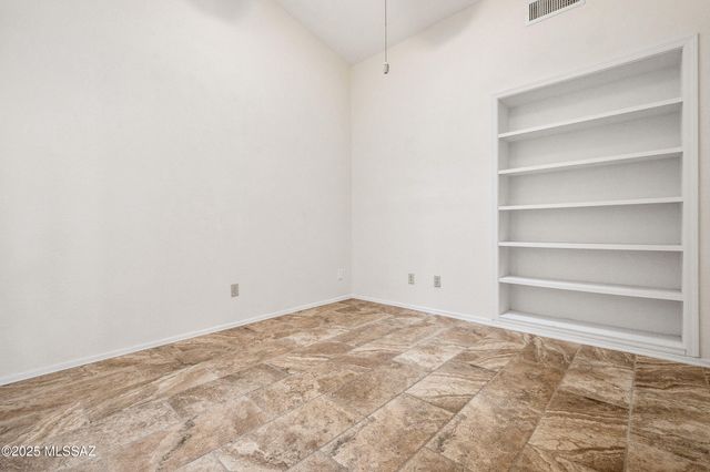 8563 S Dubloon Way, Tucson, AZ 85756