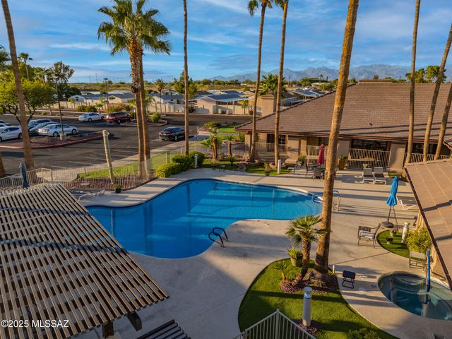 8563 S Dubloon Way, Tucson, AZ 85756