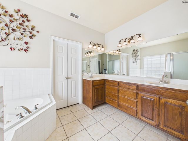 3 SAGE BRUSH, Wichita Falls, TX 76310