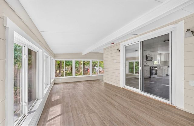 69 Wolcott Ave, Dartmouth, MA 02747