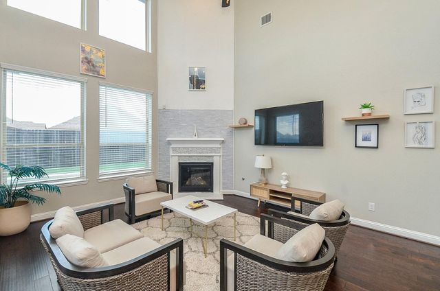 3462 Cabernet Shores Drive, Fulshear, TX 77441
