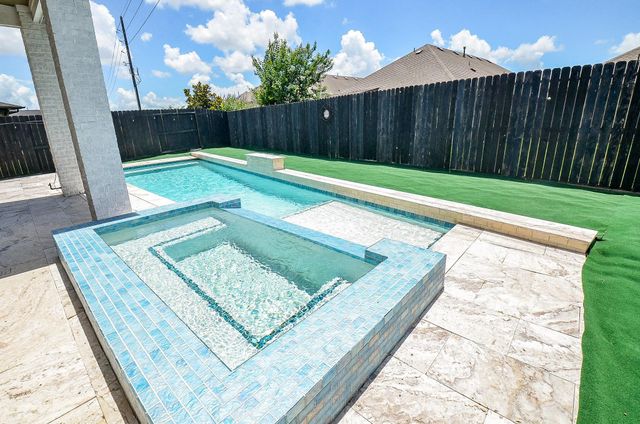 3462 Cabernet Shores Drive, Fulshear, TX 77441