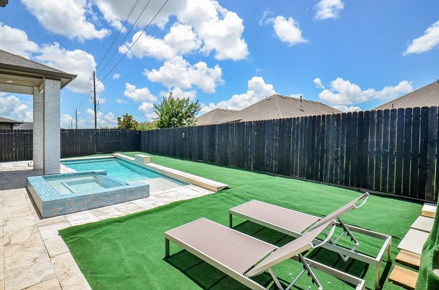3462 Cabernet Shores Drive, Fulshear, TX 77441