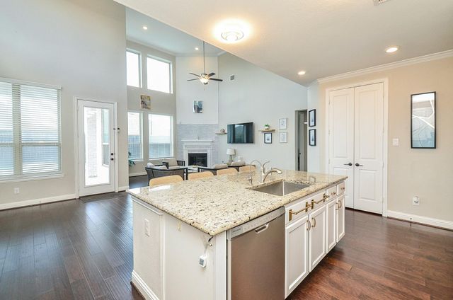 3462 Cabernet Shores Drive, Fulshear, TX 77441
