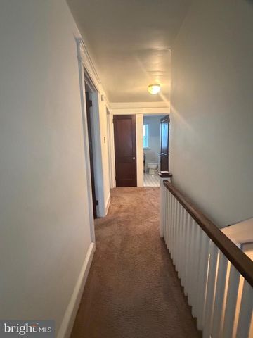 463 BURMONT RD, Drexel Hill, PA 19026