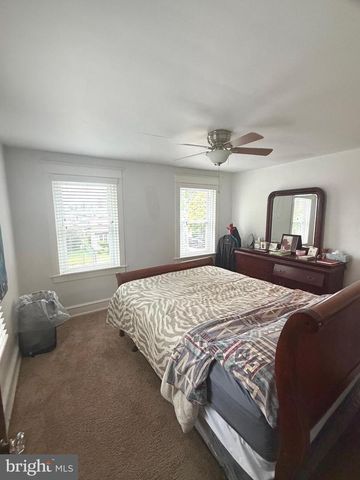 463 BURMONT RD, Drexel Hill, PA 19026