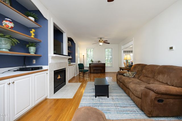 8524 Bermondsey Market Way, Wake Forest, NC 27587