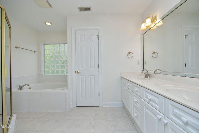 8524 Bermondsey Market Way, Wake Forest, NC 27587