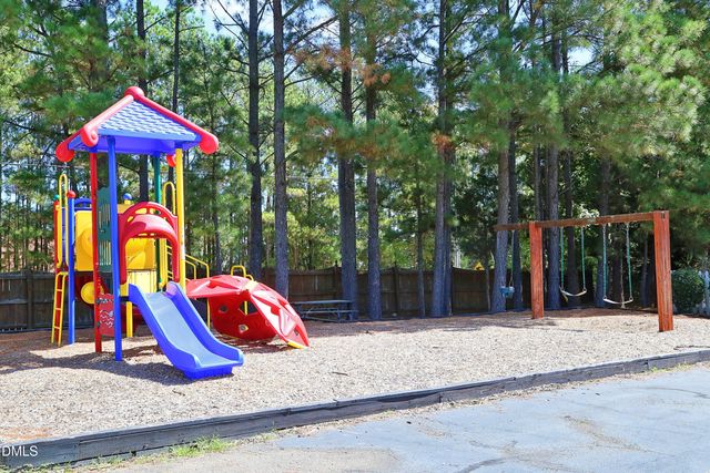 8524 Bermondsey Market Way, Wake Forest, NC 27587