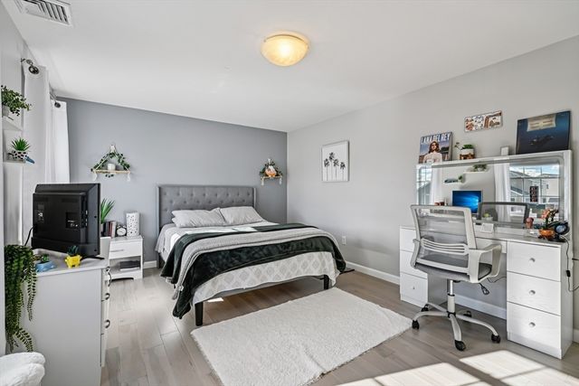 43 Gedney Dr, Peabody, MA 01960