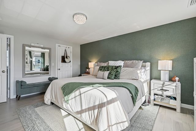 43 Gedney Dr, Peabody, MA 01960