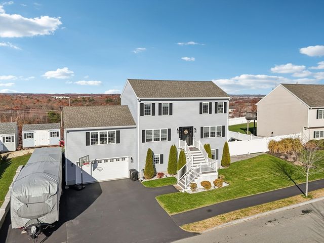 43 Gedney Dr, Peabody, MA 01960