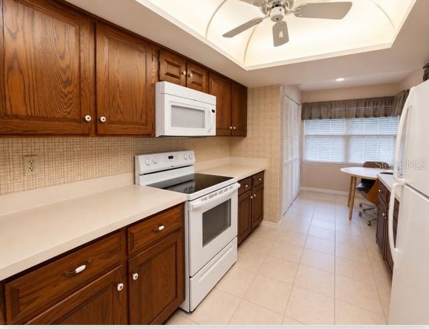 501 W OLD US HIGHWAY 441 HIGHWAY 402, Mount Dora, FL 32757