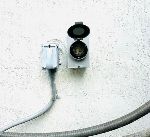 12920 SW 119th St, Miami, FL 33186