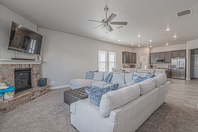 2407 Husk St, Midland, TX 79705