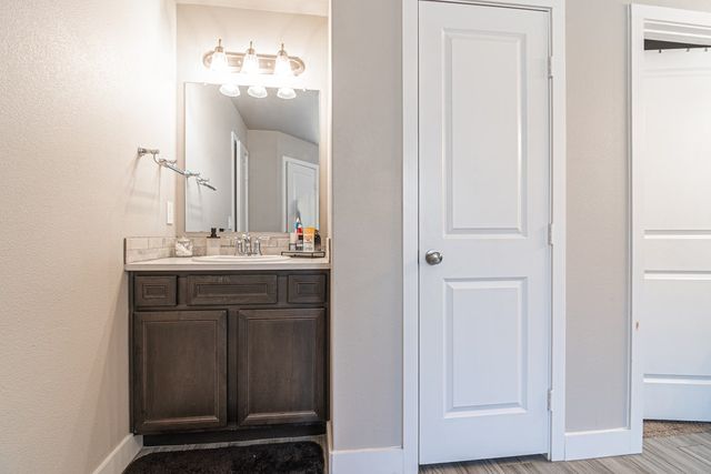 2407 Husk St, Midland, TX 79705