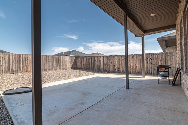 2407 Husk St, Midland, TX 79705