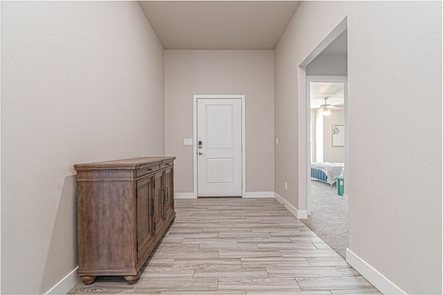 2407 Husk St, Midland, TX 79705