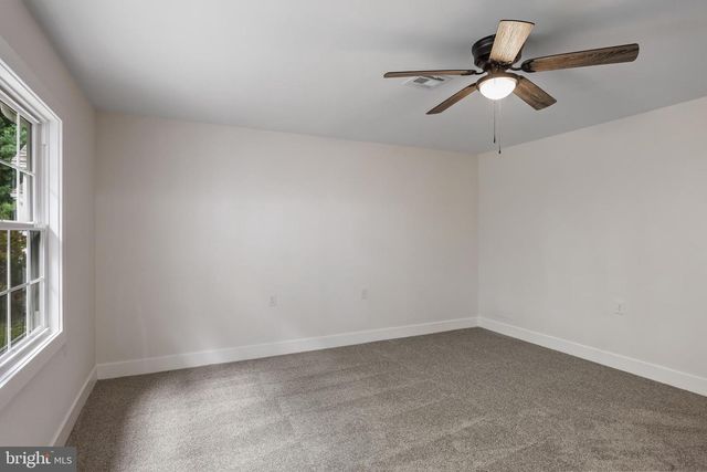 55 SHEFFIELD PL, Southampton, NJ 08088