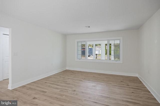 55 SHEFFIELD PL, Southampton, NJ 08088