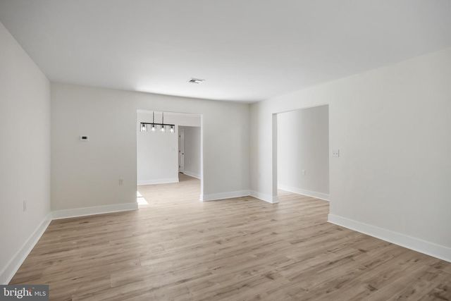 55 SHEFFIELD PL, Southampton, NJ 08088